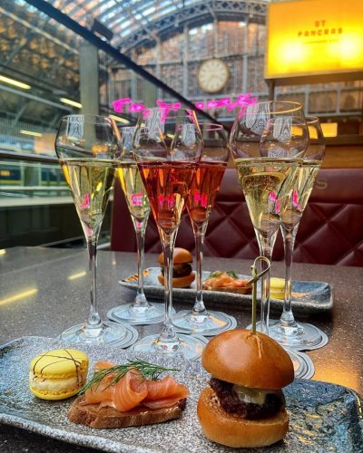 champagne bar and food st pancras