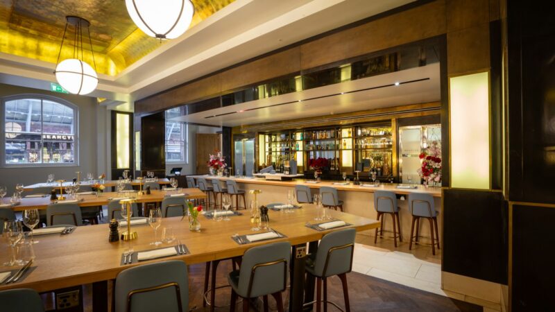 intimate dining experience at searcy's st pancras