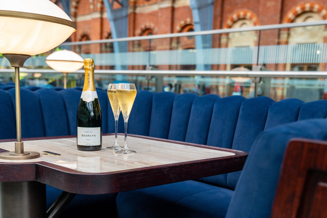 St Pancras Champagne Bar